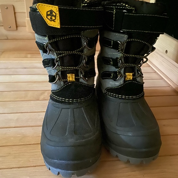 Khombu Snow Boots Size 2M - Picture 3 of 3